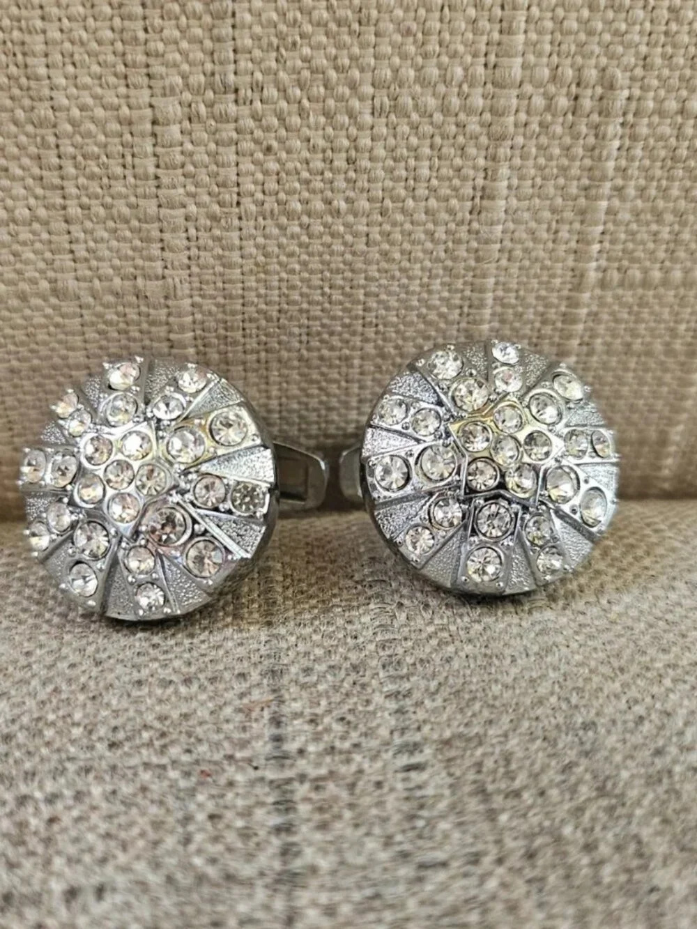 Crystals Accent Cufflinks Men Jewelry Fashion Silver Tone Stud Round Cuff Links